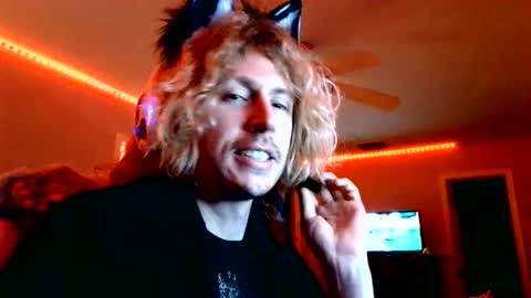 TheRealCatNoir online show from 05/22/26, 08:21