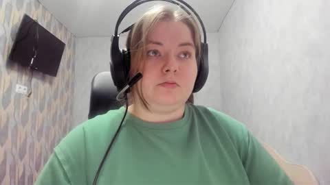 rina16 online show from 02/11/26, 03:39