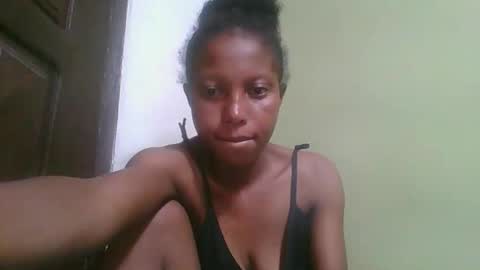 Snapshot of rinah654271 chatting on 02/02/26, 03:55 rinah654271 online show from 02/02/26, 03:55