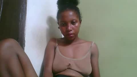 Snapshot of rinah654271 chatting on 02/19/26, 04:58 rinah654271 online show from 02/19/26, 04:58