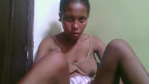 Snapshot of rinah654271 chatting on 02/25/26, 05:11 rinah654271 online show from 02/25/26, 05:11