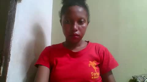 rinah654271 online show from 04/13/26, 03:56