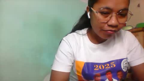 rinah856024 online show from 05/19/26, 04:24
