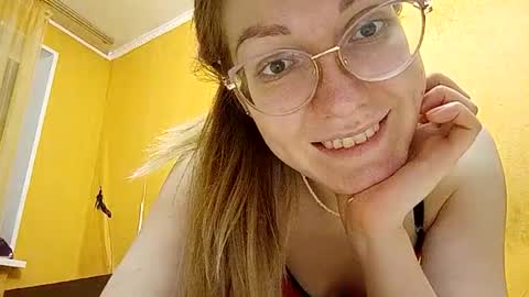 Snapshot of rinettawilss chatting on 01/10/25, 12:49 RinettaWilss online show from 01/10/25, 12:49