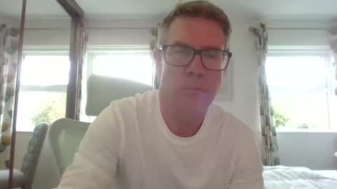 Snapshot of ringomar chatting on 09/29/25, 04:23 Rob online show from 09/29/25, 04:23