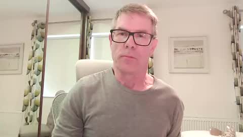 Snapshot of ringomar chatting on 10/01/25, 08:42 Rob online show from 10/01/25, 08:42