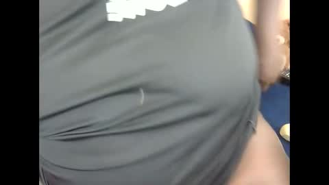 Snapshot of rio_sky chatting on 12/19/24, 09:40 cookie online show from 12/19/24, 09:40