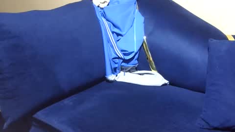 Snapshot of rio_sky chatting on 12/21/24, 05:18 cookie online show from 12/21/24, 05:18