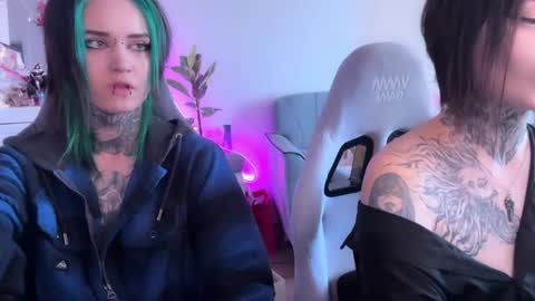   DianaBrite            fansl y online show from 05/17/26, 09:38