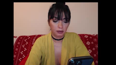 riri_mojo_92 online show from 11/01/25, 07:27