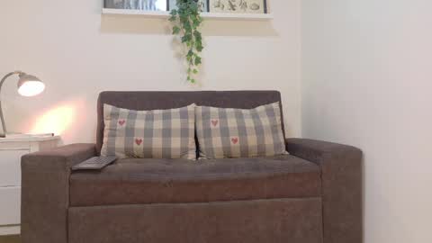 RIRI  online show from 05/06/26, 12:08