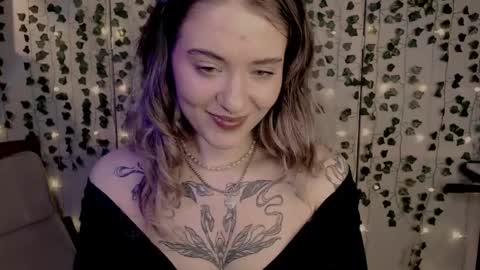 risha_laass online show from 01/30/25, 06:32