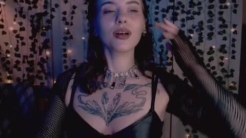 risha_laass online show from 10/02/25, 08:27