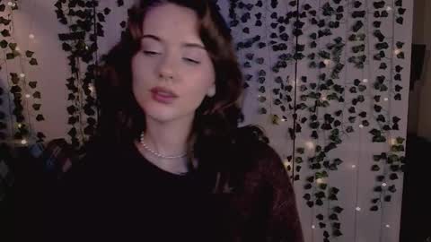 risha_laass online show from 10/24/25, 08:16