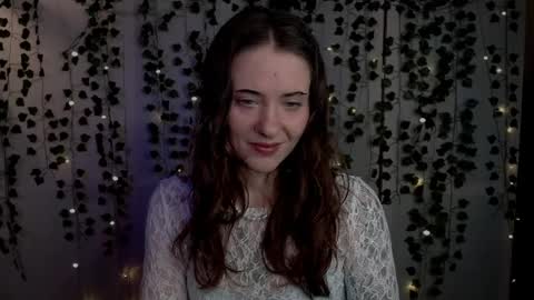 risha_laass online show from 08/01/26, 07:57