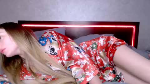 Snapshot of rita_orra chatting on 02/20/25, 05:40 Rita online show from 02/20/25, 05:40