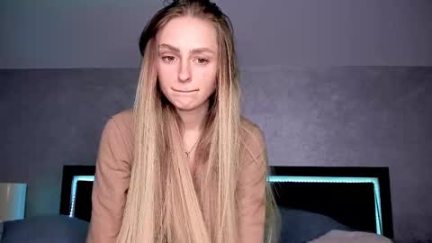 Snapshot of rita_orra chatting on 02/26/25, 07:49 Rita online show from 02/26/25, 07:49