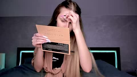 Snapshot of rita_orra chatting on 03/03/25, 01:09 Rita online show from 03/03/25, 01:09