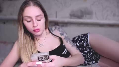 Snapshot of rita_orra chatting on 03/12/25, 01:30 Rita online show from 03/12/25, 01:30