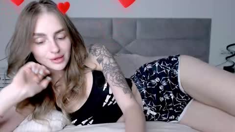 Snapshot of rita_orra chatting on 09/21/25, 05:14 Rita online show from 09/21/25, 05:14