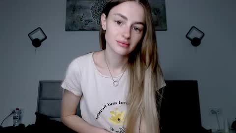 Snapshot of rita_orra chatting on 10/26/25, 08:31 Rita online show from 10/26/25, 08:31