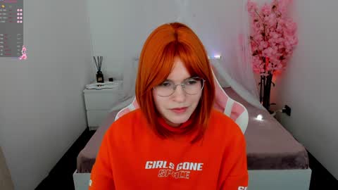 Snapshot of rita_sims chatting on 12/02/24, 05:04 Julia online show from 12/02/24, 05:04