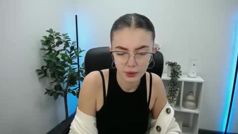 Snapshot of ritaneer chatting on 02/01/26, 09:08 ritaneer online show from 02/01/26, 09:08