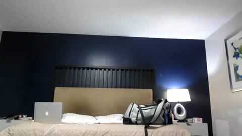 River Saint online show from 06/18/26, 05:28