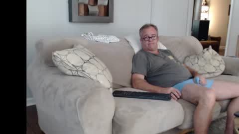 Snapshot of rjkelly6892 chatting on 07/18/26, 04:22 rjkelly6892 online show from 07/18/26, 04:22