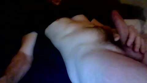 Snapshot of roaddogg1988 chatting on 01/13/26, 07:13 roaddogg1988 online show from 01/13/26, 07:13