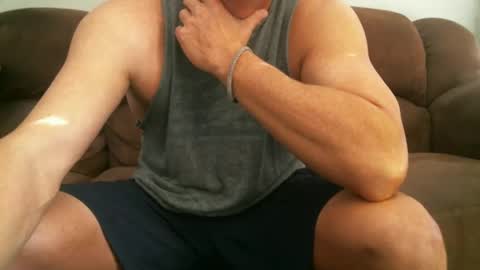 Snapshot of roadhouse122 chatting on 12/17/24, 03:17 roadhouse122 online show from 12/17/24, 03:17