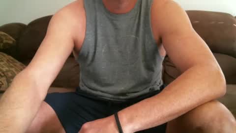 Snapshot of roadhouse122 chatting on 01/20/25, 04:12 roadhouse122 online show from 01/20/25, 04:12