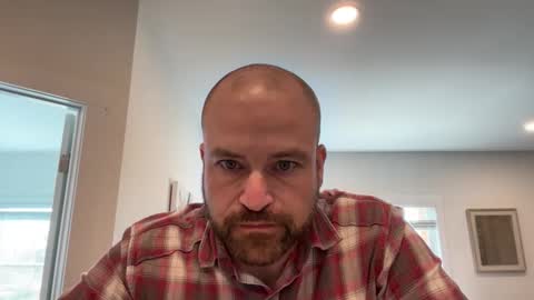 Snapshot of roadking1122 chatting on 11/12/25, 03:34 roadking1122 online show from 11/12/25, 03:34