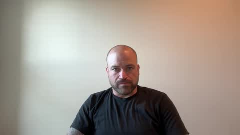 Snapshot of roadking1122 chatting on 11/24/25, 07:46 roadking1122 online show from 11/24/25, 07:46