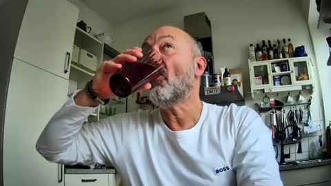 Snapshot of roadrunnerger chatting on 02/22/25, 12:40 roadrunnerger online show from 02/22/25, 12:40