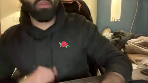 roamexotic online show from 12/24/24, 11:44