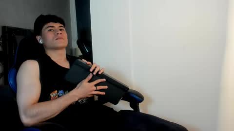 Roan Birkin online show from 11/16/25, 07:30