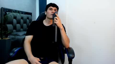 Roan Birkin online show from 01/15/26, 08:45