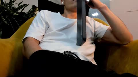 Roan Birkin online show from 02/10/26, 10:03