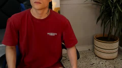 Roan Birkin online show from 03/20/26, 07:41