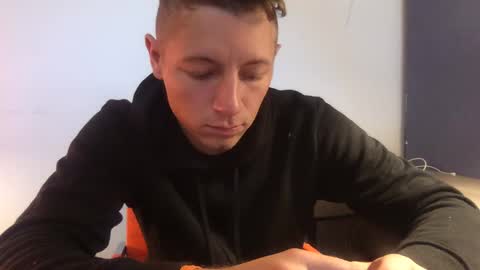 Snapshot of roastingcorn chatting on 12/05/24, 08:22 RoastingCorn online show from 12/05/24, 08:22