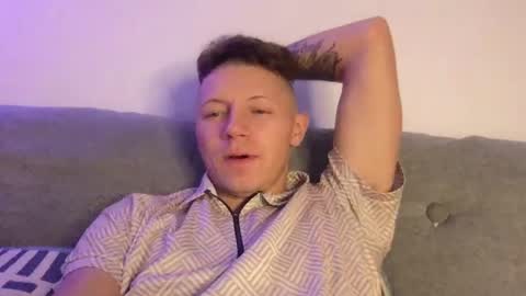 Snapshot of roastingcorn chatting on 02/13/25, 07:03 RoastingCorn online show from 02/13/25, 07:03