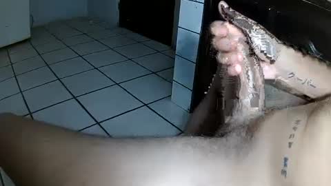 Snapshot of roastingcorn chatting on 10/03/25, 09:12 RoastingCorn online show from 10/03/25, 09:12