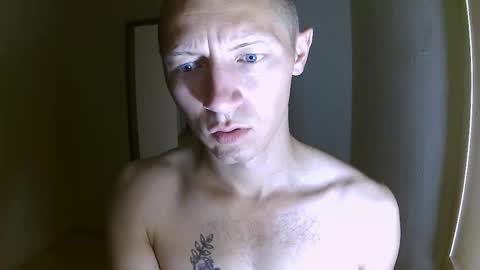 Snapshot of roastingcorn chatting on 10/11/25, 09:35 RoastingCorn online show from 10/11/25, 09:35