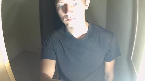 Snapshot of roastingcorn chatting on 10/18/25, 12:28 RoastingCorn online show from 10/18/25, 12:28