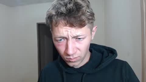 Snapshot of roastingcorn chatting on 01/18/26, 07:01 RoastingCorn online show from 01/18/26, 07:01