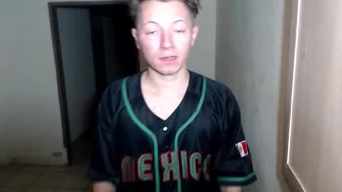 Snapshot of roastingcorn chatting on 02/05/26, 09:36 RoastingCorn online show from 02/05/26, 09:36