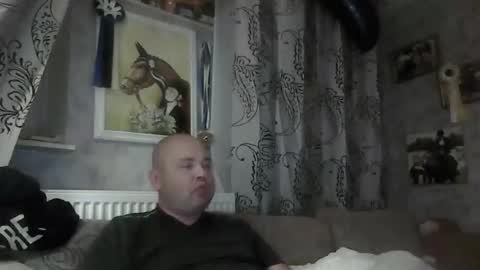 rob18997 online show from 11/11/25, 08:09