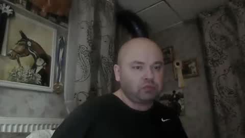 rob18997 online show from 11/13/25, 02:49