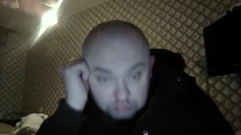 rob18997 online show from 11/20/25, 07:02